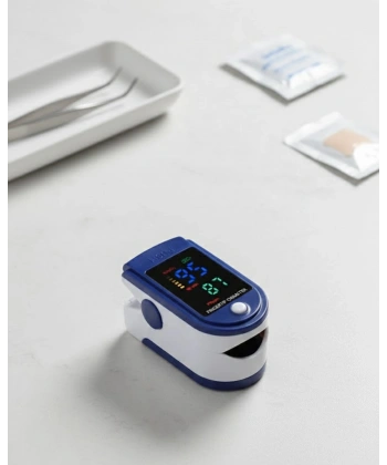 Dijital Parmak Tipi Oksimetre Hızlı ve Doğru Oksijen Ölçümü