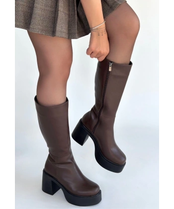 Disan Kahverengi Cilt Topuklu Çizme