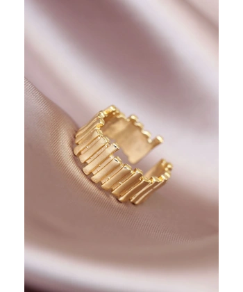 Gold Renk Metal Ayarlamalı Kadın Yüzük