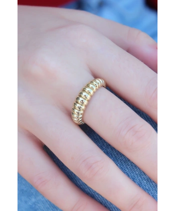 Gold Renk Sarmal Model Kadın Yüzük