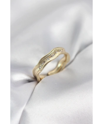 Gold Renk Su Damlası Model Zirkon Taşlı Kadın Yüzük