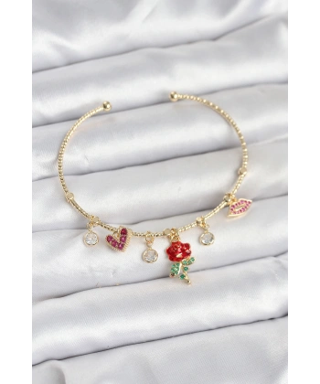 Gül Charmlı Gold Renk Pirinç Kadın Bileklik