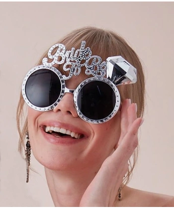Gümüş Renk Bride To Be Yazılı Gelin Gözlüğü 15x10 cm