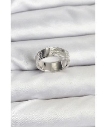 Gümüş Renk Model Kadın Yüzük