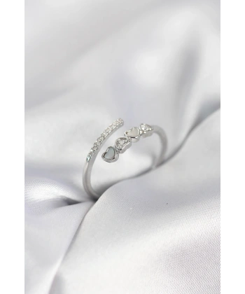 Gümüş Renk Zirkon Taşlı Minimal Kalp Model Kadın Yüzük