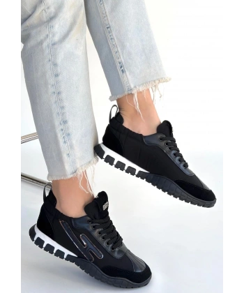 Huer Siyah Nubuk Bağcıklı Spor Ayakkabı