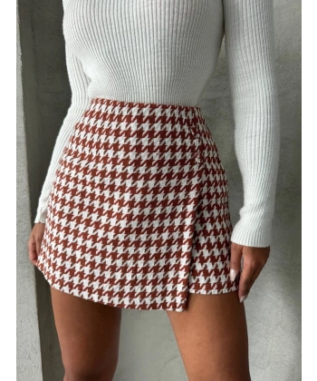 İki düğmeli kaz ayağı desen ch kumaş şort etek bordobeyaz h26414