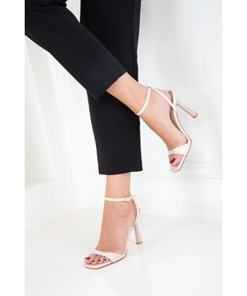 Jowin Bej Rugan Topuklu Bilekten Kemerli Ayakkabı