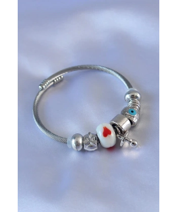 Kalp ve Nazar Boncuk Detaylı Charm Kadın Bileklik