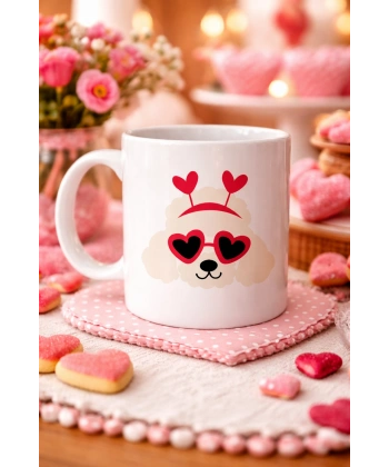 Kalpli Gözlü Sevimli Poodle (Kaniş) Tasarımlı Porselen Kupa Model 51 – Aşk Dolu, Tatlı ve Eğlenceli Hediye