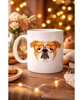 Kalpli Gözlüklü İngiliz Bulldog Tasarımlı Porselen Kupa Model 52 – Sevimli Köpek Desenli Kahve & Çay Kupası
