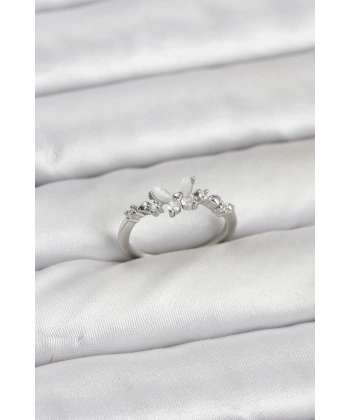 Kelebek Model Gümüş Renk Pirinç Kadın Yüzük