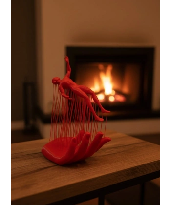 Kırmızı El ve İnsan Figürü Dekoratif Biblo Salon Ofis Raf ve Konsol Üstü İçin 12x18 cm