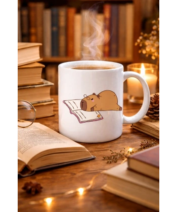 Kitap Okuyan Kapibara Tasarımlı Porselen Kupa MODEL 99 – Sıcacık Kahve Keyfi İçin Sevimli Tasarım