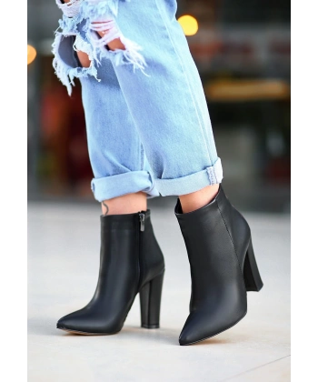 Loora Siyah Cilt Topuklu Bot