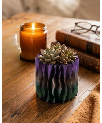 Minimalist Dalgalı Tasarımlı Mor Dekoratif 3D Vazo Masa Dekoru