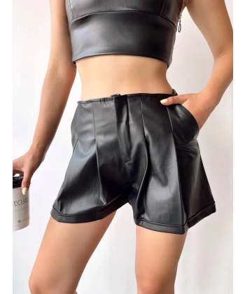 Pileli deri şort siyah h240053