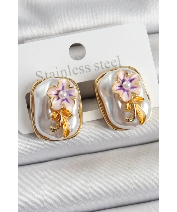 Pirinç Beyaz Mineli İnci Detaylı Çiçek Figürlü Sanatsal Portre Model Gold Renk Kadın Küpe