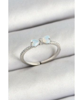 Pirinç Fiyonk Figürlü Zirkon Taşlı Gümüş Renk Ayarlanabilir Kadın Yüzük