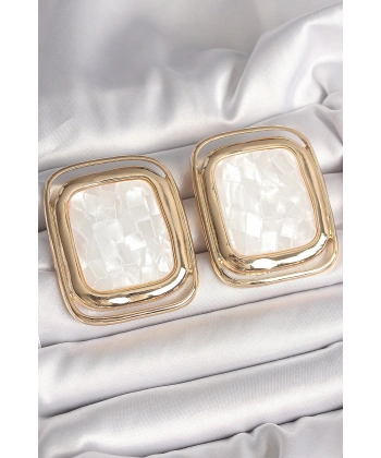 Pirinç Gold Renk Beyaz Mineli Kare Model Kadın Küpe