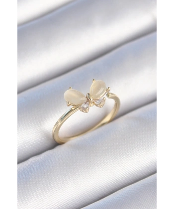 Pirinç Gold Renk Beyaz Mineli Zirkon Taşlı Kelebek Model Kadın Yüzük
