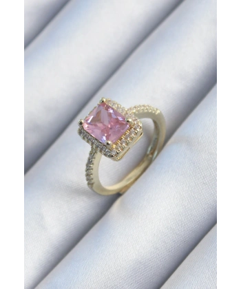 Pirinç Gold Renk Pembe Zirkon Taşlı Kadın Yüzük