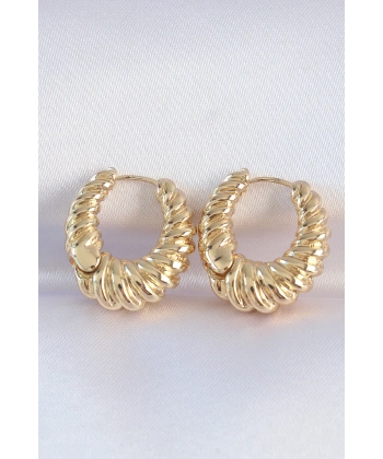 Pirinç Gold Renk Tırtık Detay Bombeli Halka Küpe