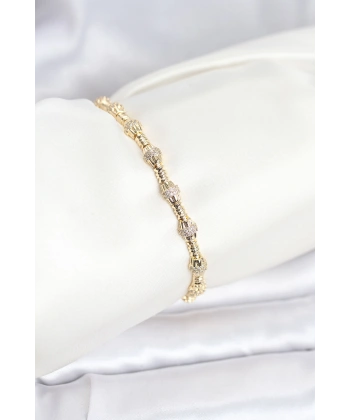 Pirinç Gold Renk VIP Seri Punta Model Zirkon Taşlı Kadın Bileklik