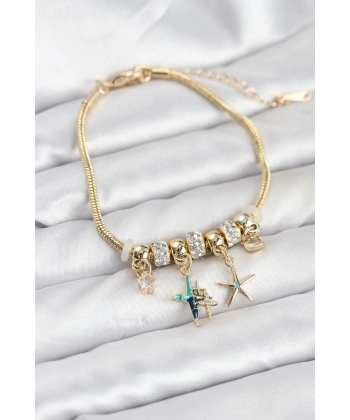 Pirinç Gold Renk Yıldız Model Charmlı Kadın Bileklik