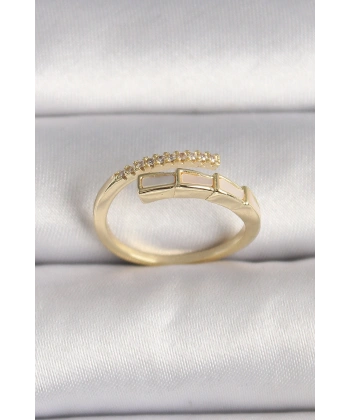 Pirinç Gold Renk Zirkon Taş Detaylı Yılan Model Ayarlanabilir Yüzük