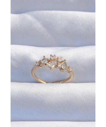 Pirinç Gold Renk Zirkon Taşlı Damla Detay Ayarlanabilir Yüzük