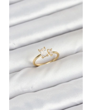 Pirinç Gold Renk Zirkon Taşlı Kadın Yüzük