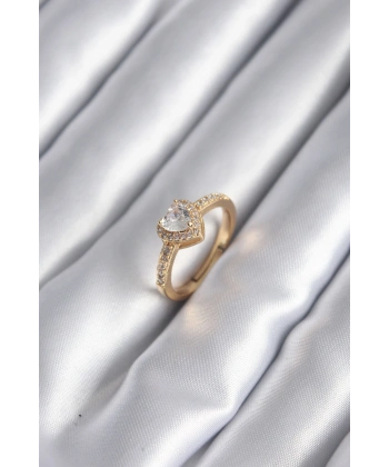 Pirinç Gold Renk Zirkon Taşlı Kalp Charm Model Kadın Yüzük
