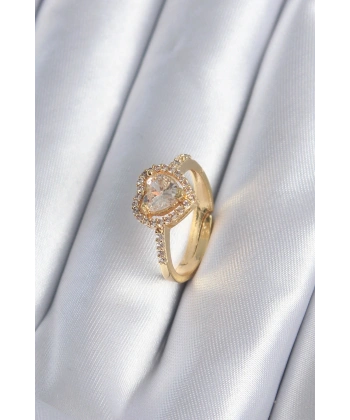 Pirinç Gold Renk Zirkon Taşlı Kalp Charm Model Kadın Yüzük