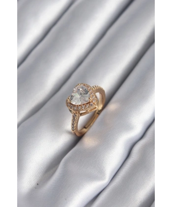 Pirinç Gold Renk Zirkon Taşlı Kalp Charm Model Kadın Yüzük