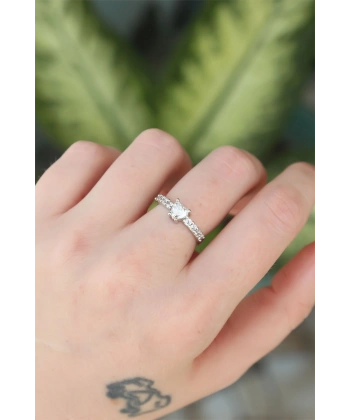 Pirinç Gümüş Renk Ayarlanabilir Zirkon Taşlı Minimal Kalp Yüzük