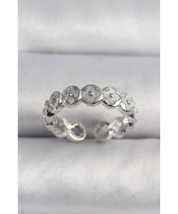 Pirinç Gümüş Renk Beyaz Sedefli Yonca Model Kadın Yüzük