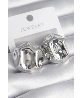 Pirinç Gümüş Renk İşlemeli Top Model Kadın Küpe