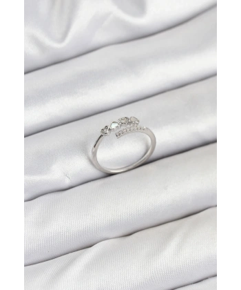 Pirinç Gümüş Renk Kalpli Detaylı Zirkon Taşlı Kadın Yüzük