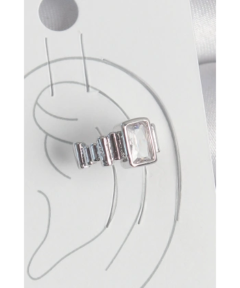 Pirinç Gümüş Renk Kare Zirkon Taşlı Kadın Kıkırdak Model Küpe