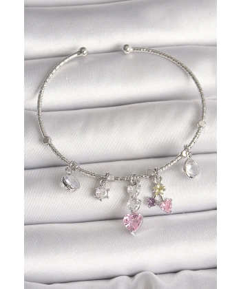 Pirinç Gümüş Renk Sallantı Zirkon Taşlı Kalp Figür Charm Kadın Bileklik