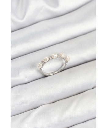 Pirinç Gümüş Renk Sıralı İncili Kadın Yüzük