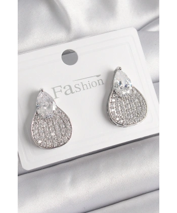 Pirinç Gümüş Renk Zirkon Taşlı Damla Model Kadın Küpe