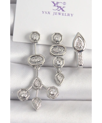 Pirinç Gümüş Renk Zirkon Taşlı Geometrik Model 3Lü Kadın Kombin Küpe