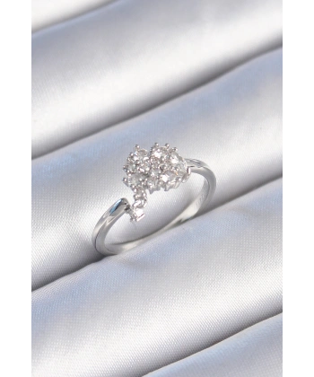 Pirinç Gümüş Renk Zirkon Taşlı Kadın Yüzük