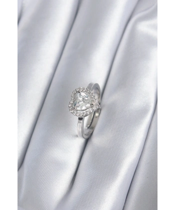 Pirinç Gümüş Renk Zirkon Taşlı Kalp Charm Model Kadın Yüzük