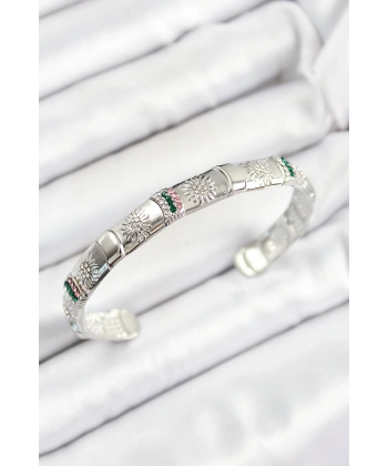 Pirinç Karışık Zirkon Taşlı Çiçek Model Gümüş Renk Altı Açık Kadın Bileklik