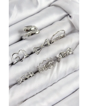 Pirinç Zirkon Taşlı Fiyonk Ve Kalp Model Gümüş Renk Kadın Yüzük Kombin Set