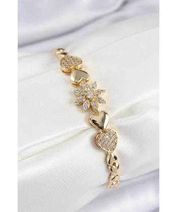 Pirinç Zirkon Taşlı Kalp Detaylı Çiçek Model Gold Renk Kadın Bileklik