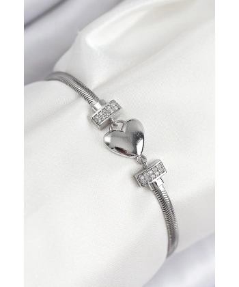 Pirinç Zirkon Taşlı Kalp Model Gümüş Renk Kadın Bileklik